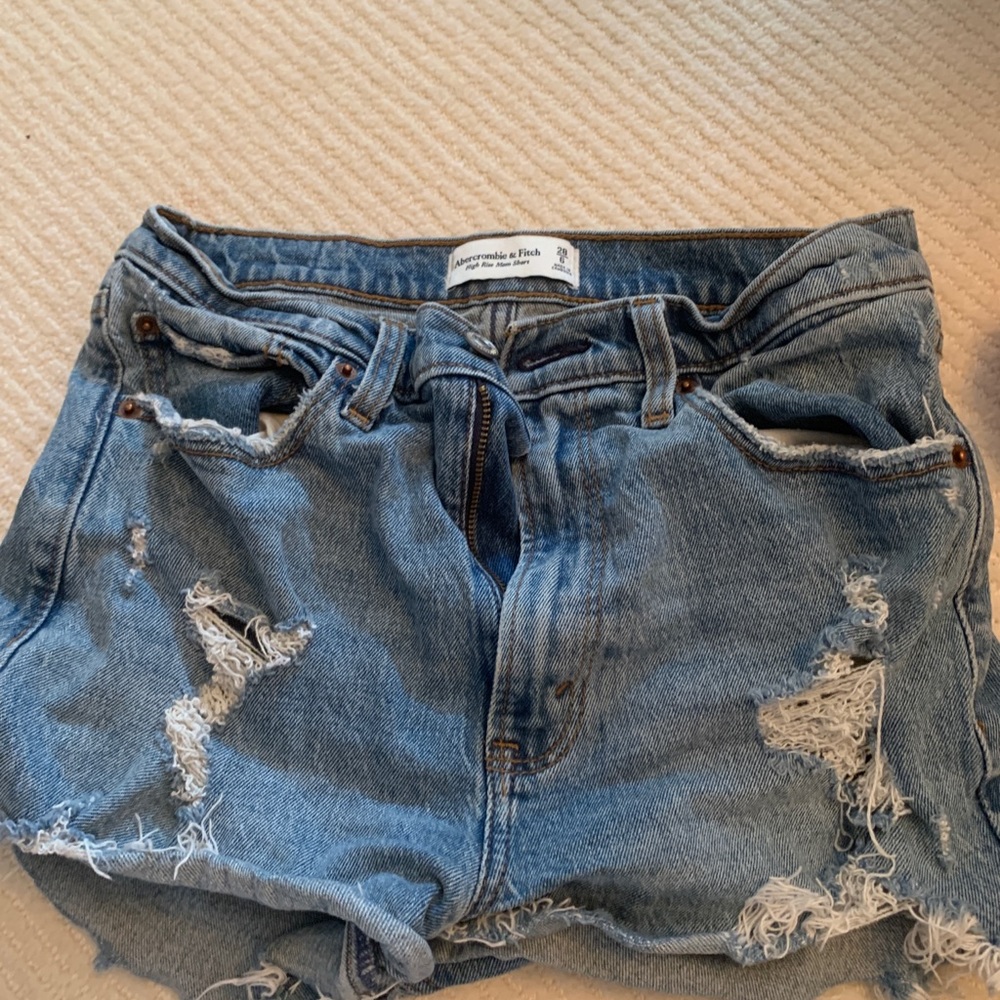Abercrombie and finch mom jean shorts - Picture 2 of 3
